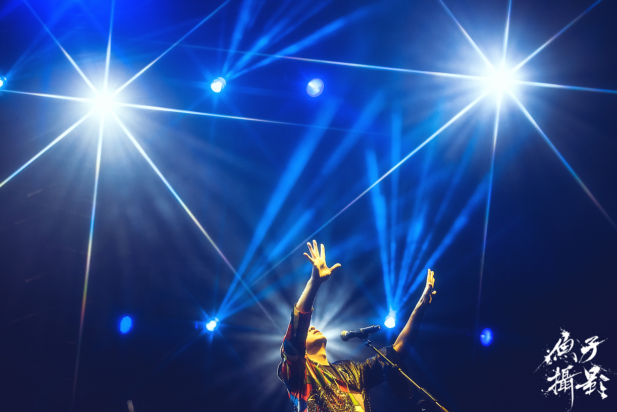 鱼子记录·2017.12.30~21.31，深圳迷笛音乐节。（图ZMTAxNzcyMjI4） - 人文/纪实摄影 - 站酷设计师鱼子yuzi原创素材 - 站酷ZCOOL
