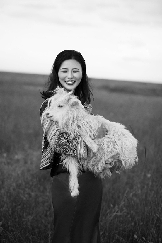 呼伦贝尔旅拍婚纱照,四季呼伦贝尔!