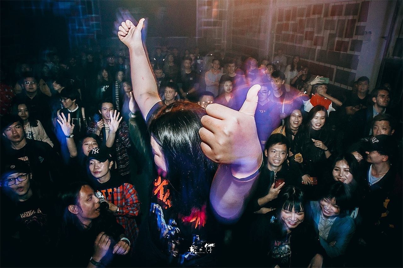 2019/02/26 法国前卫金属核神团 Kadinja 巡演深圳站