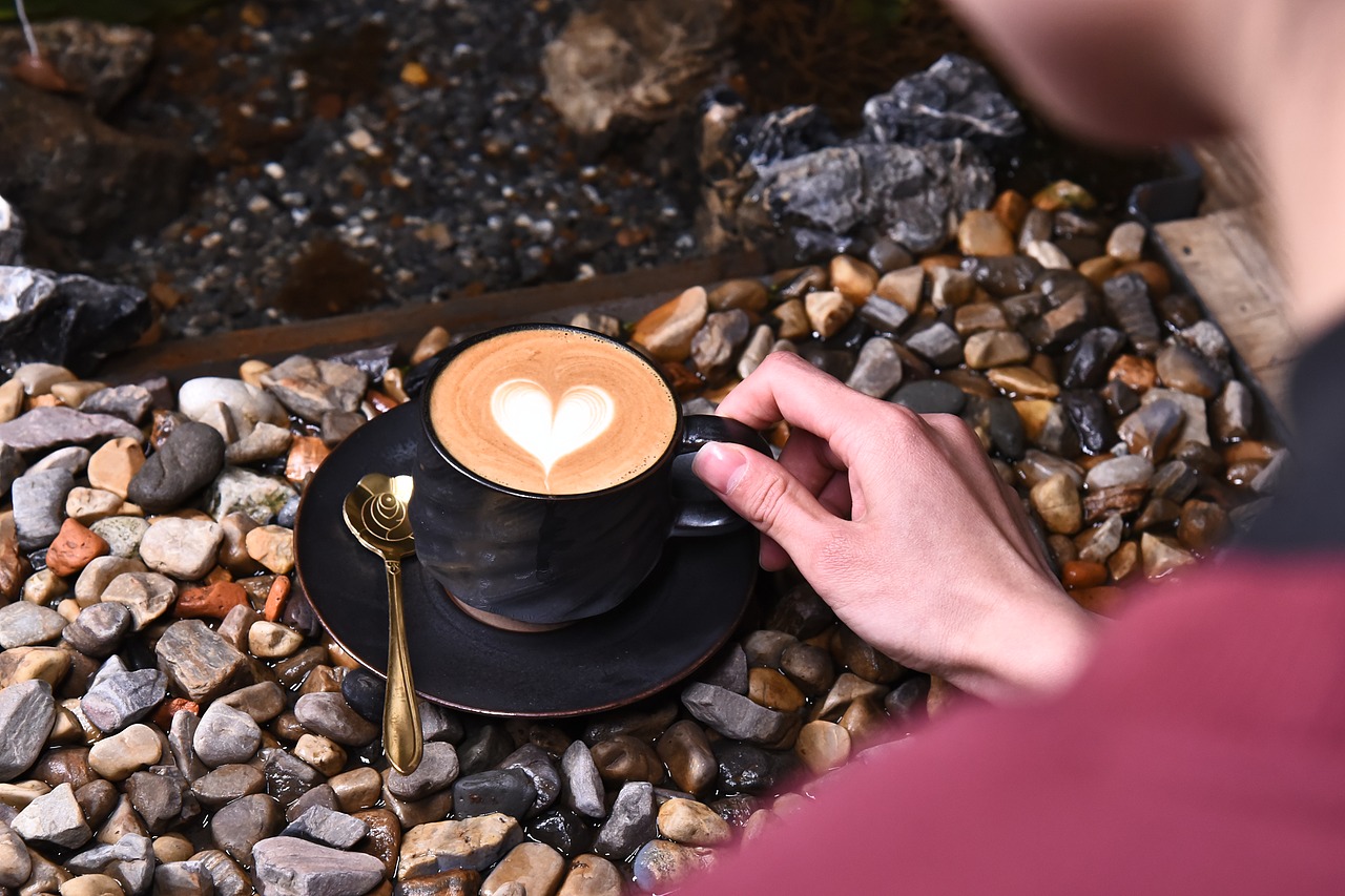 咖啡（圖ZMjk0NjE0MDAw） - 產(chǎn)品攝影 - 站酷設(shè)計(jì)師阿雪啦原創(chuàng)素材 - 站酷ZCOOL