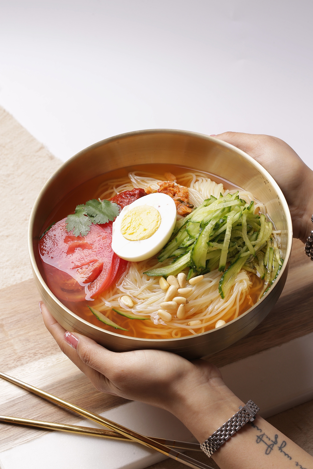 冷面（图ZMjUwMDczOTA4） - 美食摄影 - 站酷设计师祁百意原创素材 - 站酷ZCOOL