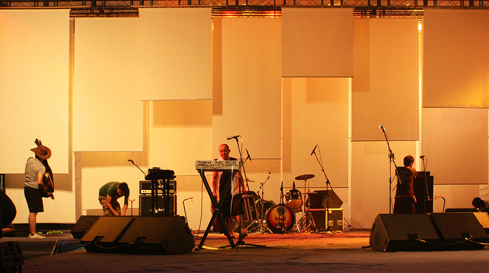 黑撒乐队-影&响系列西安演出-多媒体舞台及影像设计制作