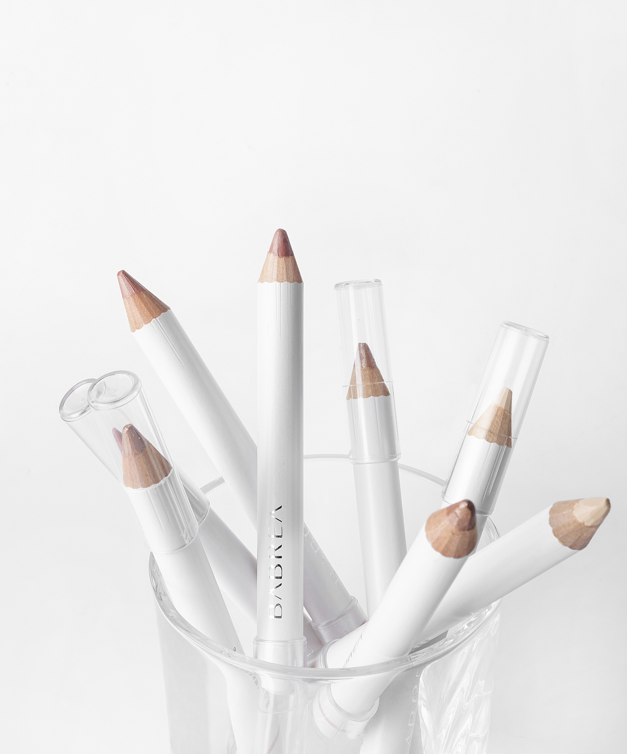 卧蚕笔 美妆 创意静物拍摄（图ZMjkyMTgxNTky） - 产品摄影 - 站酷设计师v大梨呀原创素材 - 站酷ZCOOL