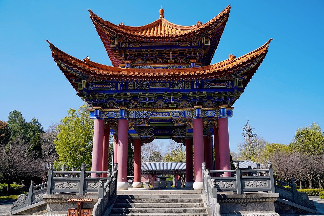 大理崇圣寺三塔横图