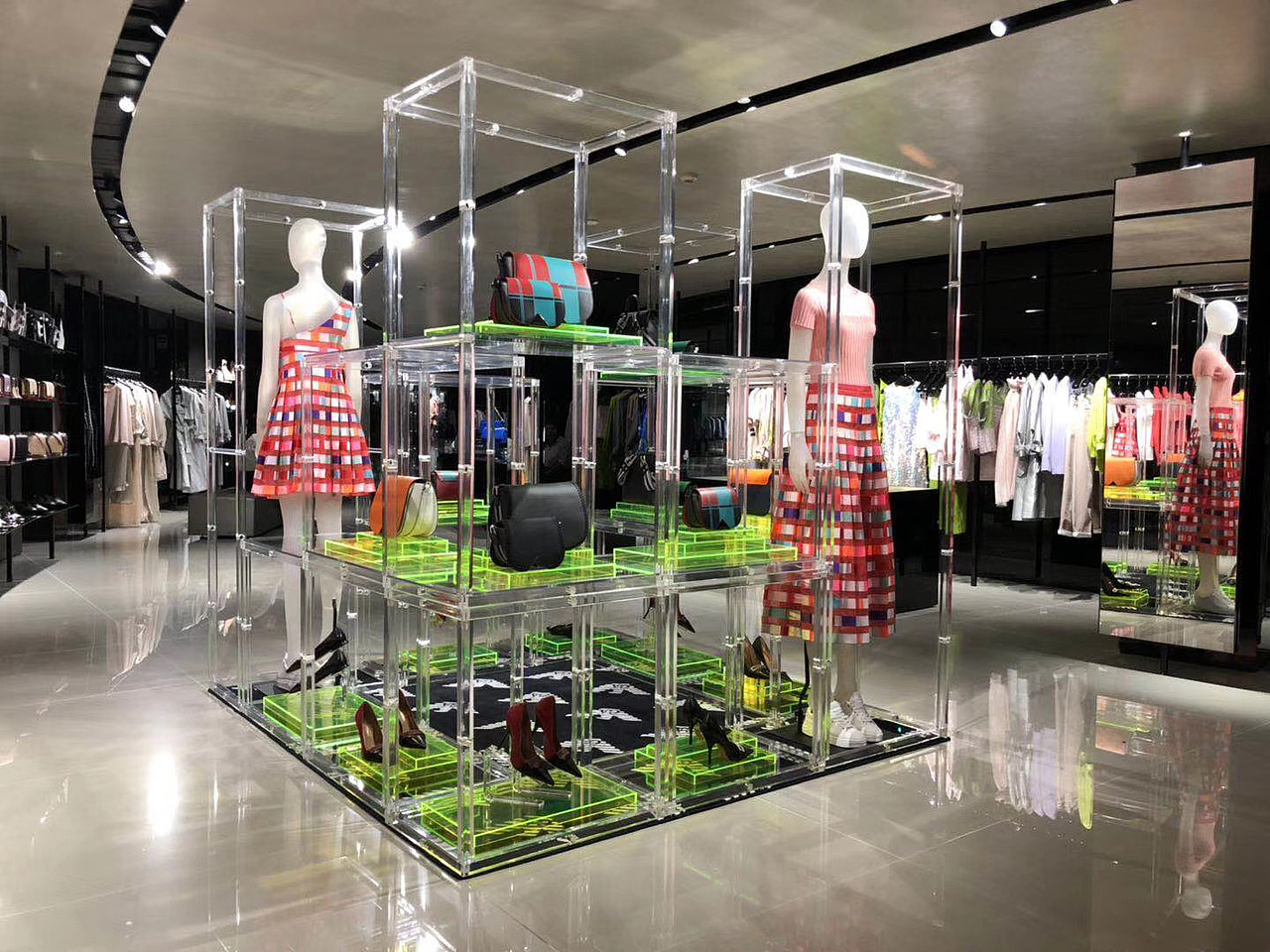 EA Visual merchandising design