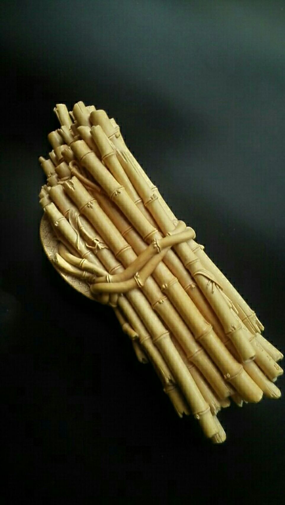 小葉黃楊木雕捆竹鎮(zhèn)紙（圖ZNzc0MTQ4OTY=） - 工藝品設(shè)計(jì) - 站酷設(shè)計(jì)師文心雕蟲原創(chuàng)素材 - 站酷ZCOOL