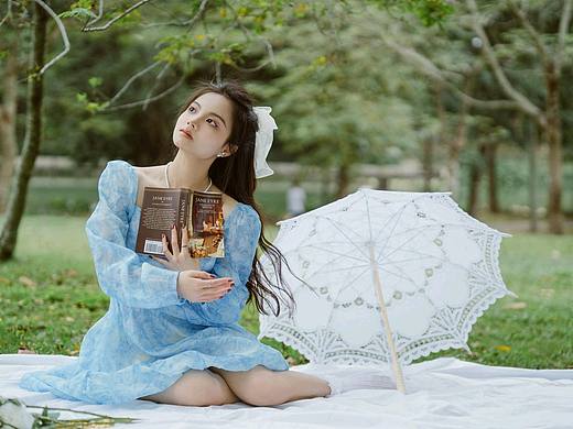 镜中花