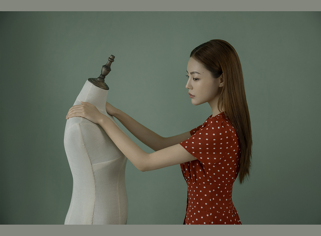 《孤独症患者》（图ZMTM2MjgwMzMy） - 人像摄影 - 站酷设计师林明LOCO原创素材 - 站酷ZCOOL