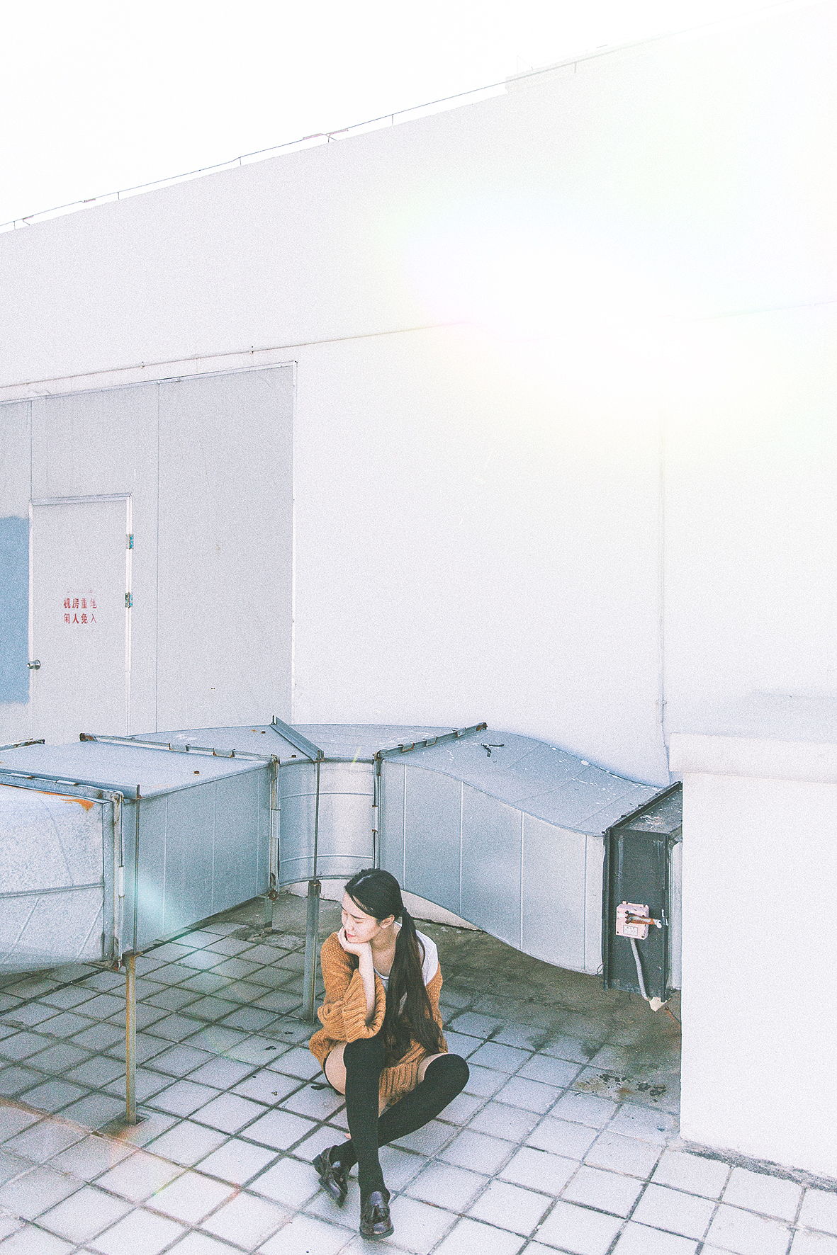 天台少女！（图ZMTE2NDI3Mzc2） - 人像摄影 - 站酷设计师阿四依然是好妹纸原创素材 - 站酷ZCOOL