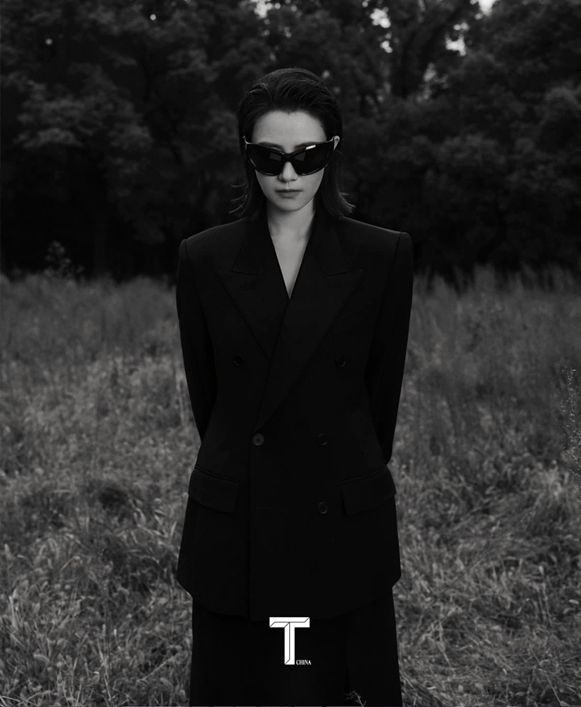 《T 锦绣》—— 高圆圆 12月刊（图ZMzI1NzcxOTcy） - 修图/后期 - 站酷设计师修图师王文强原创素材 - 站酷ZCOOL