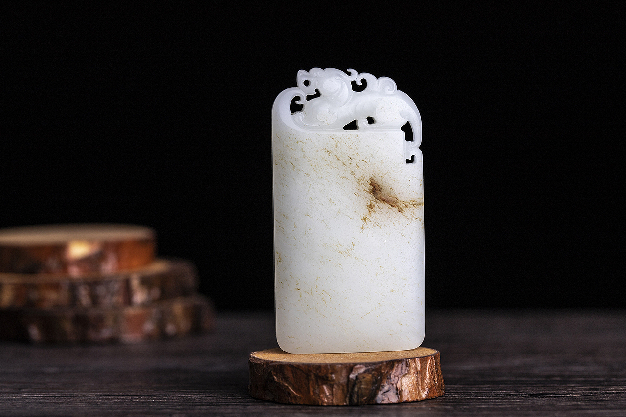 和田玉 - 玉牌（图ZMTM1ODI2NzQ0） - 产品摄影 - 站酷设计师完美创意视觉传媒原创素材 - 站酷ZCOOL