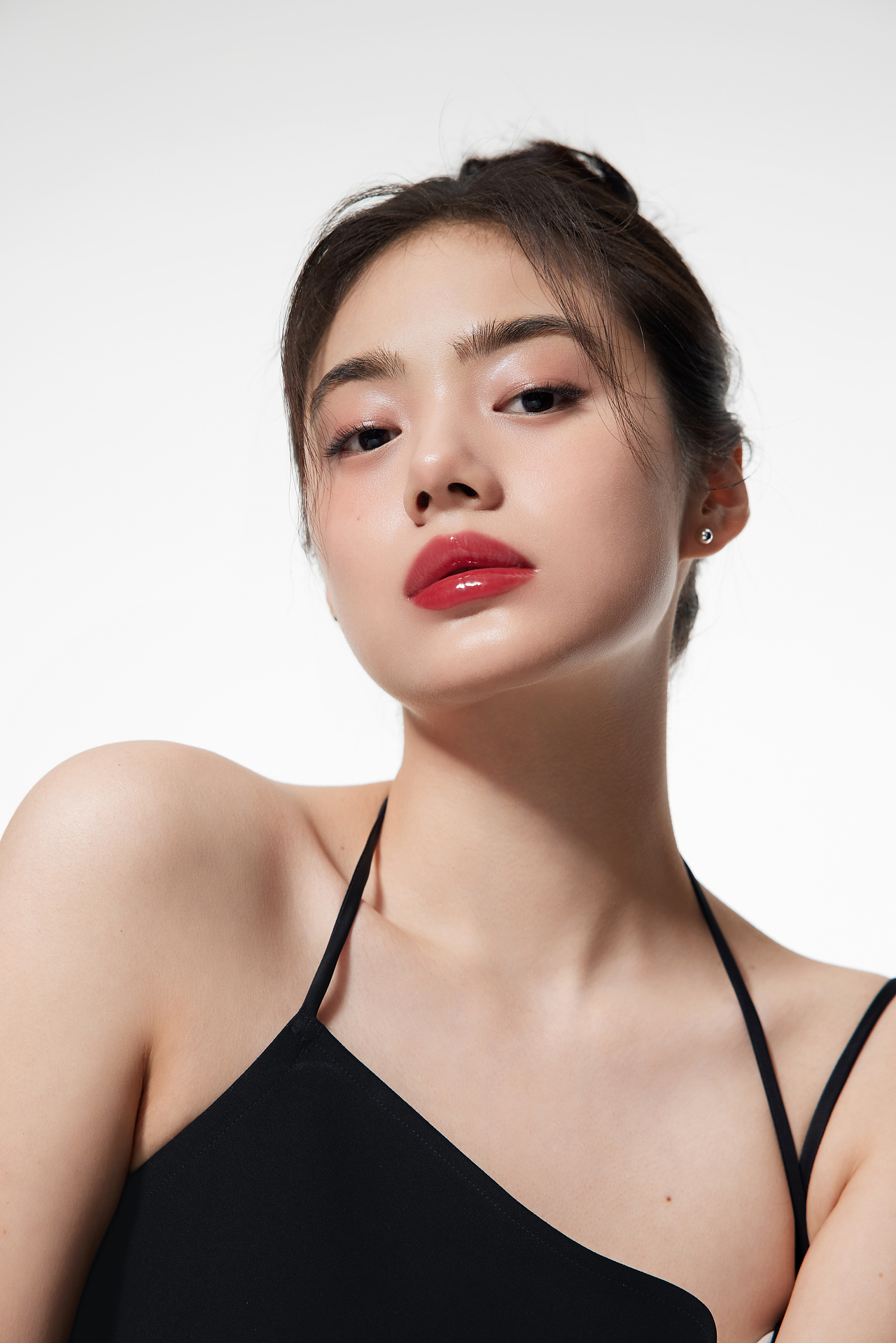 熔点口红| 随性洒脱的高级感（图ZMzQ5NTMxMDE2） - 人像摄影 - 站酷设计师他是33原创素材 - 站酷ZCOOL