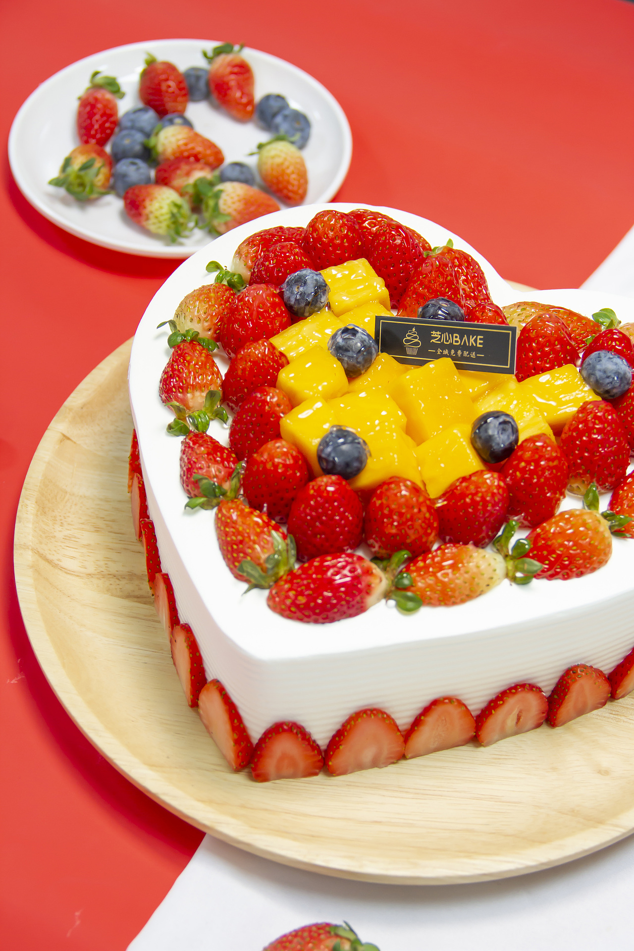 水果蛋糕拍摄|摄影|美食摄影|一条淹死的鱼oooo_原创作品-站酷zcool