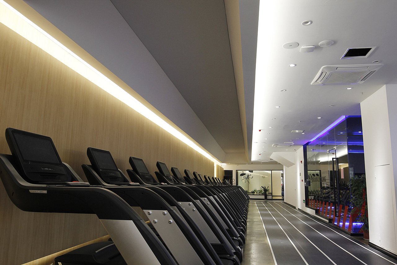 美国超级健身城市经典店空间设计