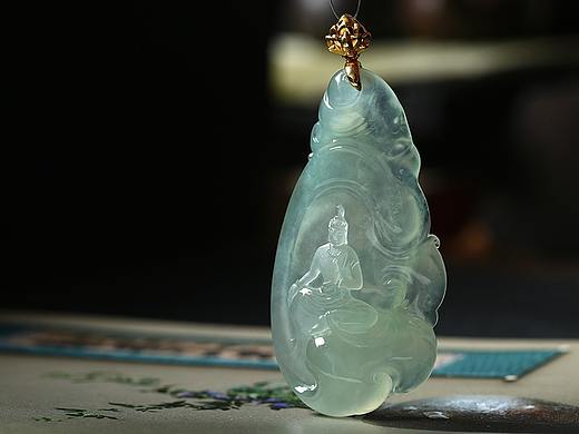 翡翠摄影——冰晴水随形观音