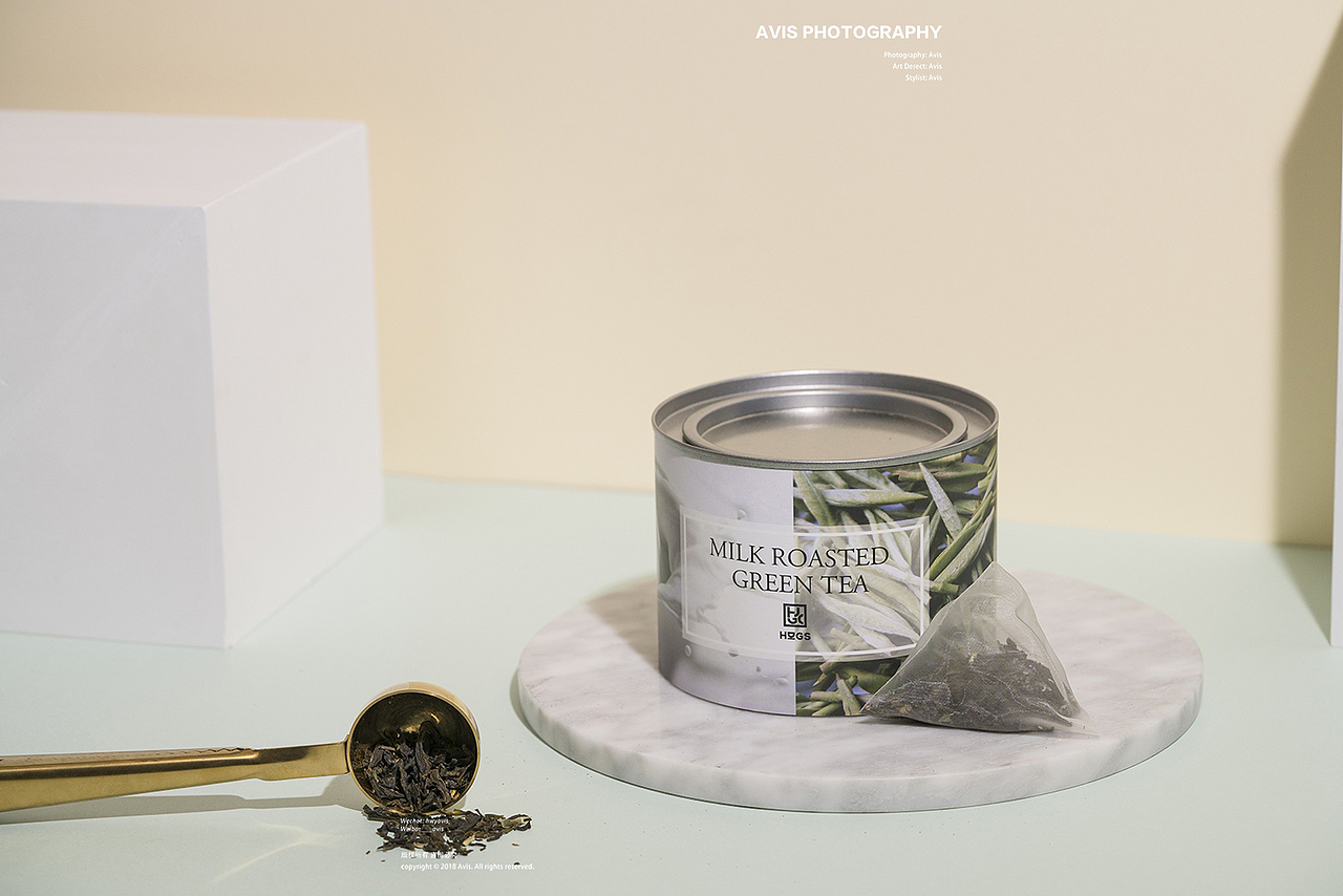 电商美食摄影｜HUGS奶香绿茶三角茶包铁罐茶（图ZMTY3MTE3MTUy） - 产品摄影 - 站酷设计师___avis原创素材 - 站酷ZCOOL