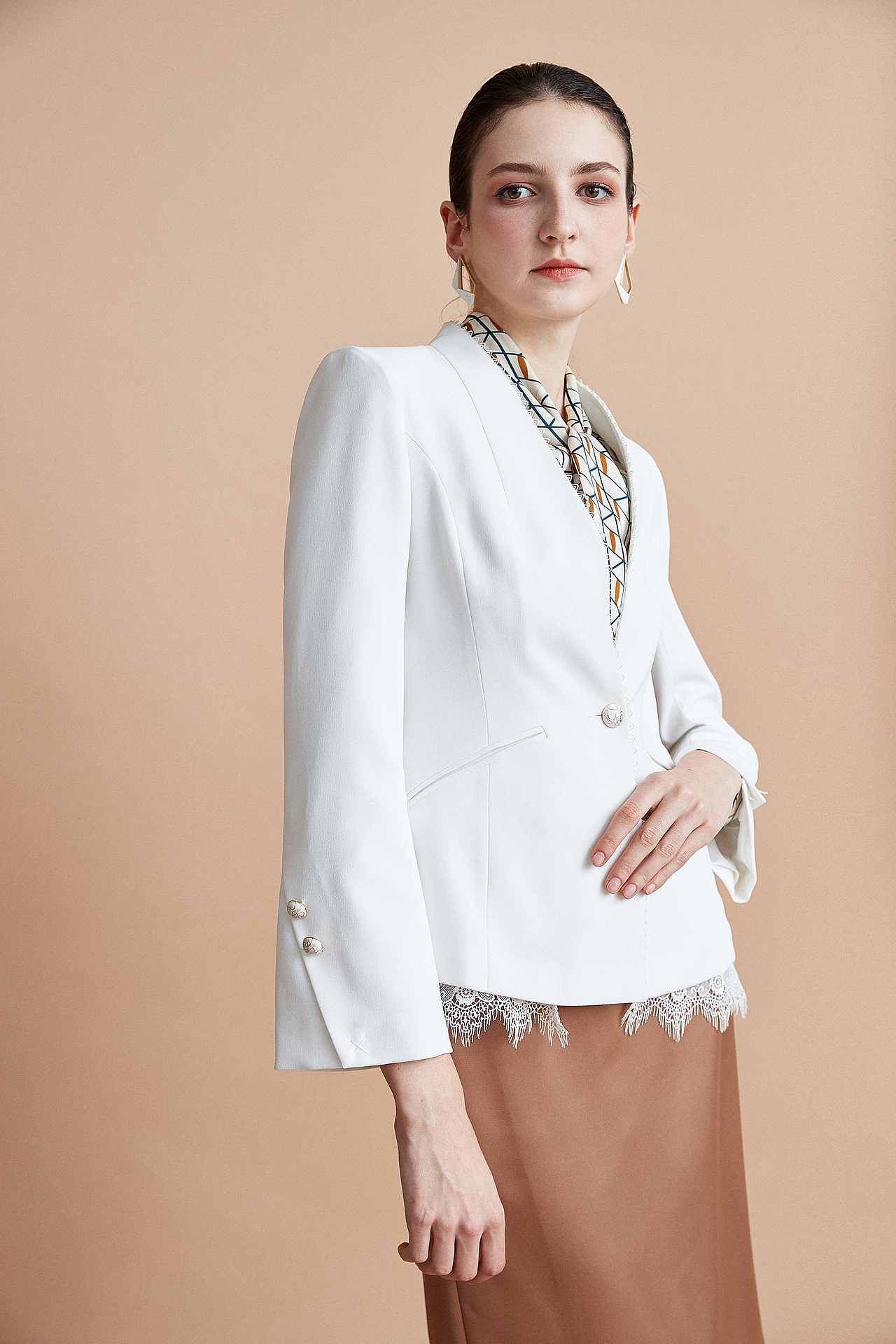 杭州卓米商业|时尚|服装摄影师 服装画册拍摄（图ZMjExNDE4Mjk2） - 时尚/艺术摄影 - 站酷设计师卓米Photographer原创素材 - 站酷ZCOOL