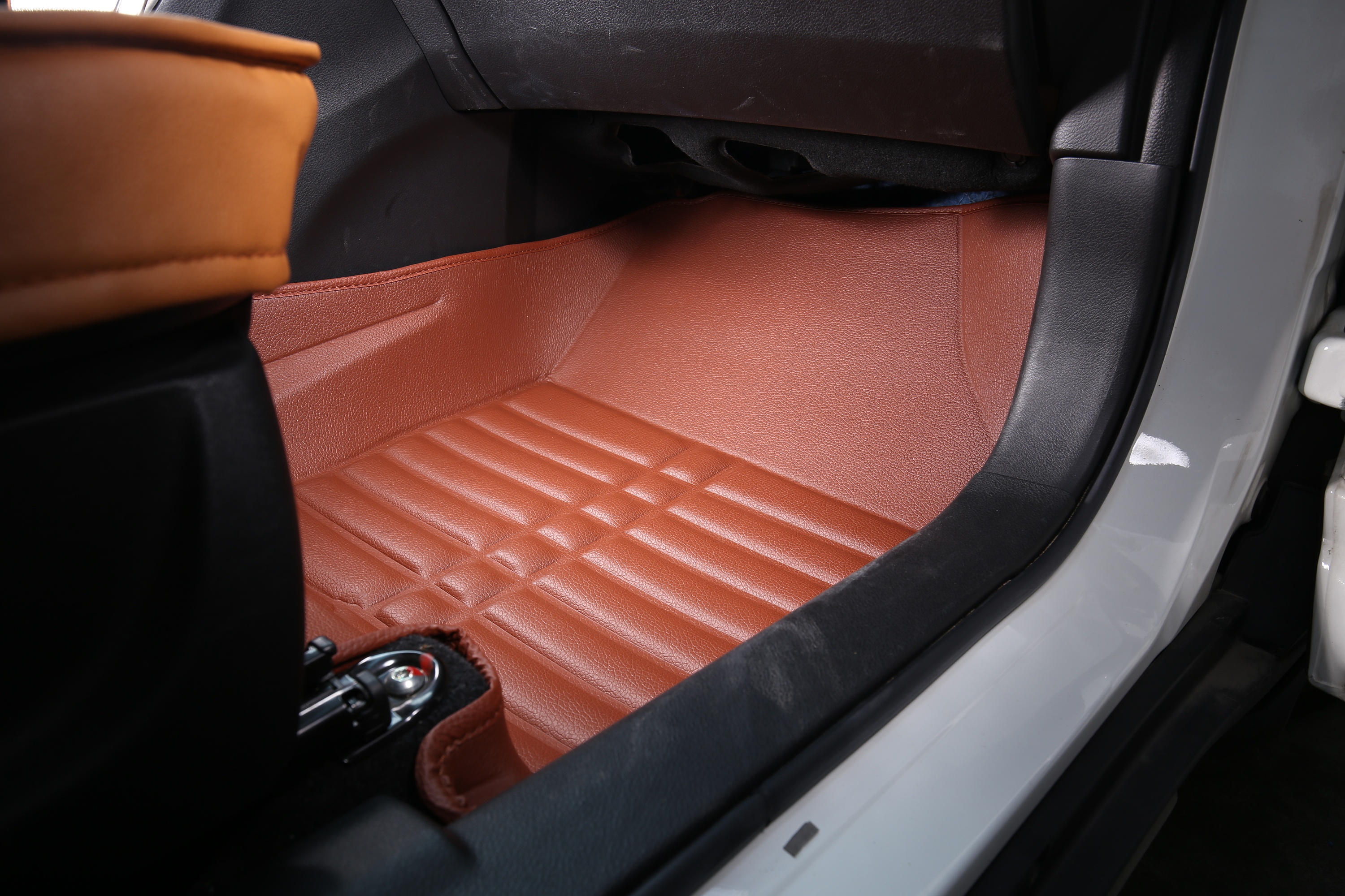 汽车脚垫 超纤皮革脚垫