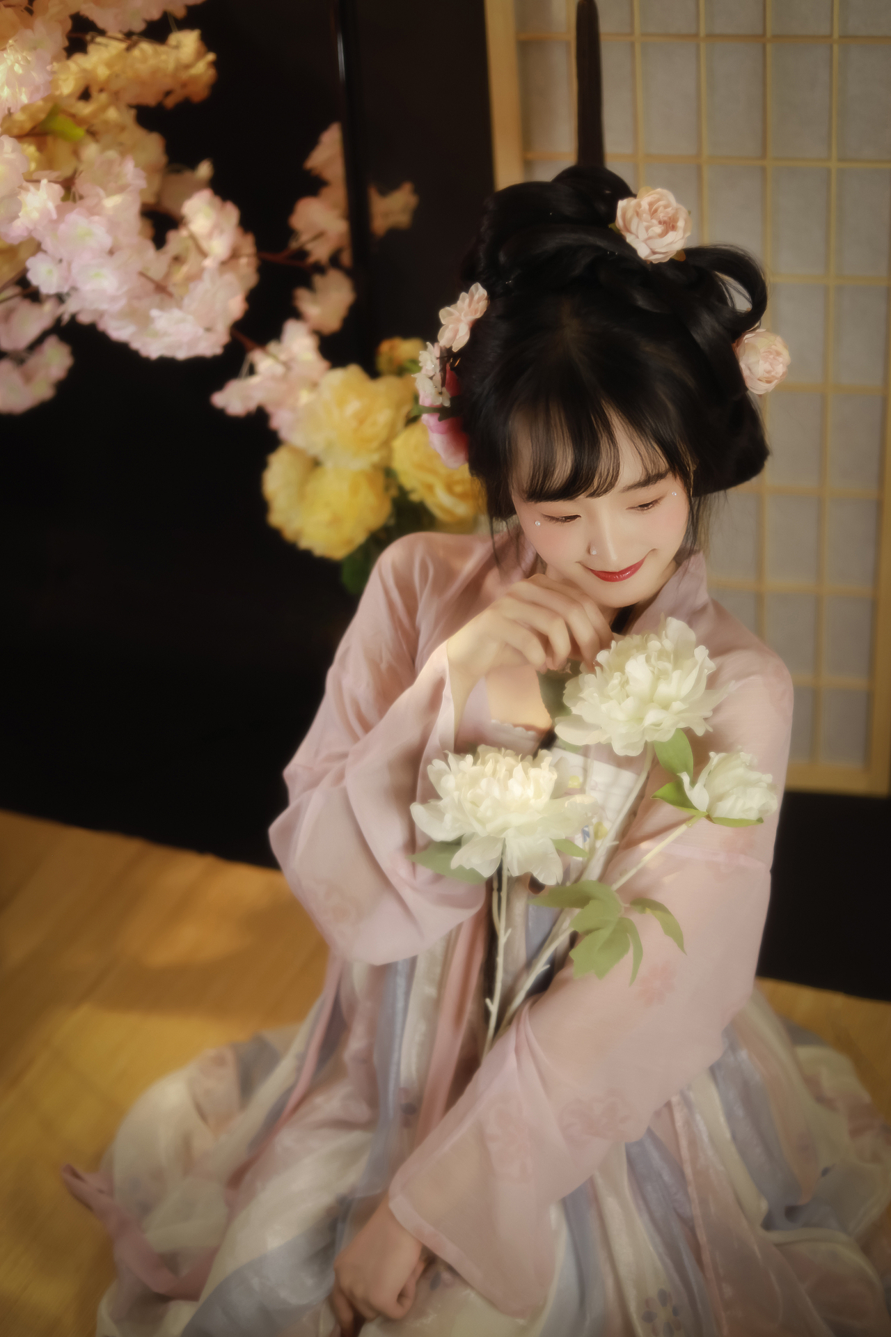 疏影横斜水清浅,暗香浮动月黄昏...