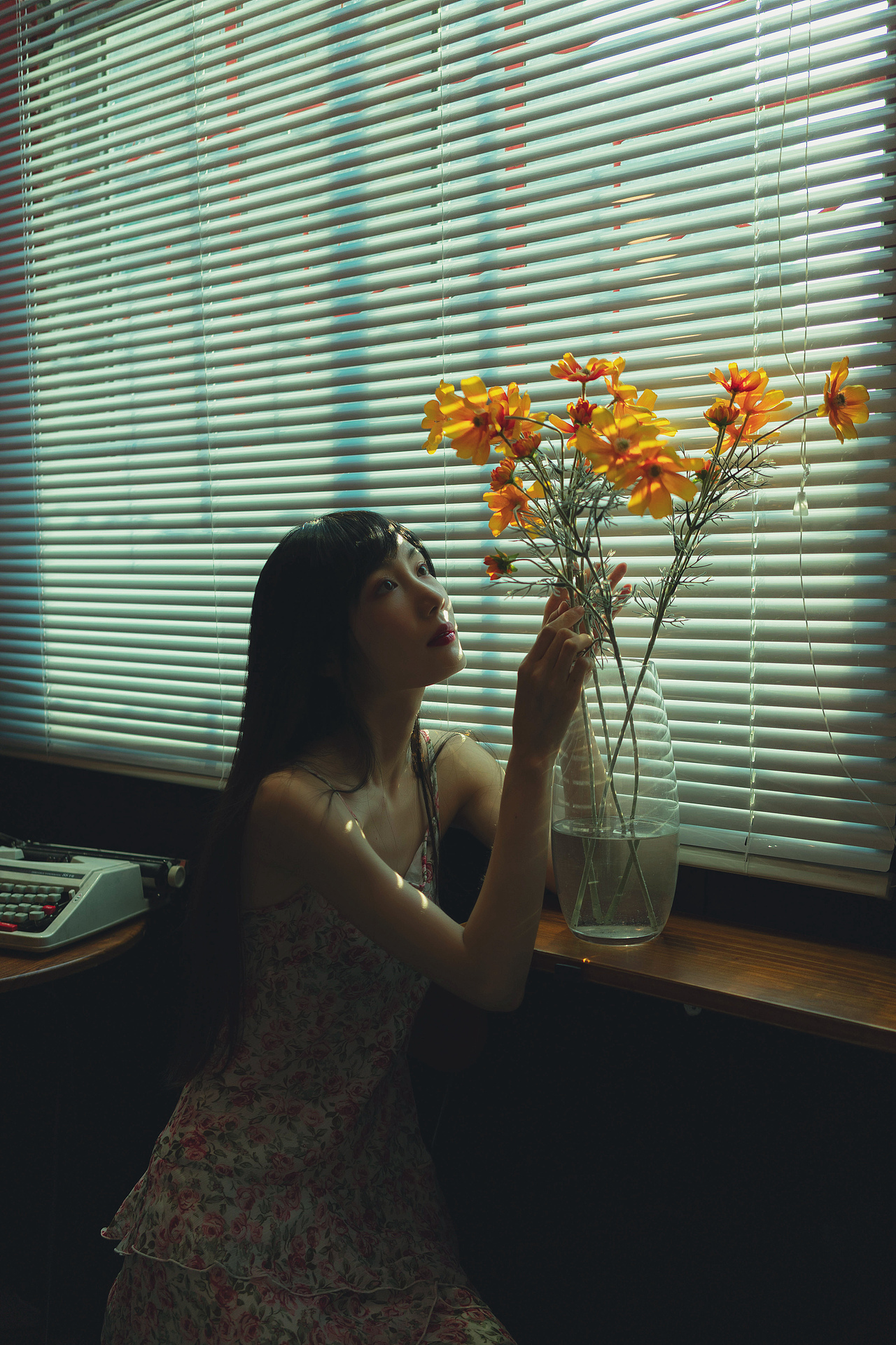 倒数（图ZMTc5NTYzMzg4） - 人像摄影 - 站酷设计师玖筒原创素材 - 站酷ZCOOL