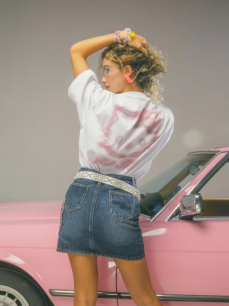 巴西百变小魔女Nikki