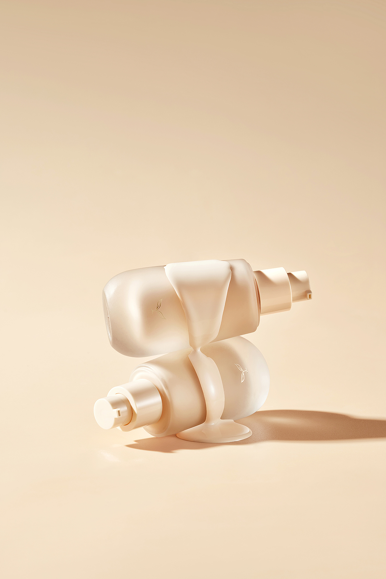 粉底液丨产品修图（图ZMzE0NjM2OTE2） - 修图/后期 - 站酷设计师shao武原创素材 - 站酷ZCOOL