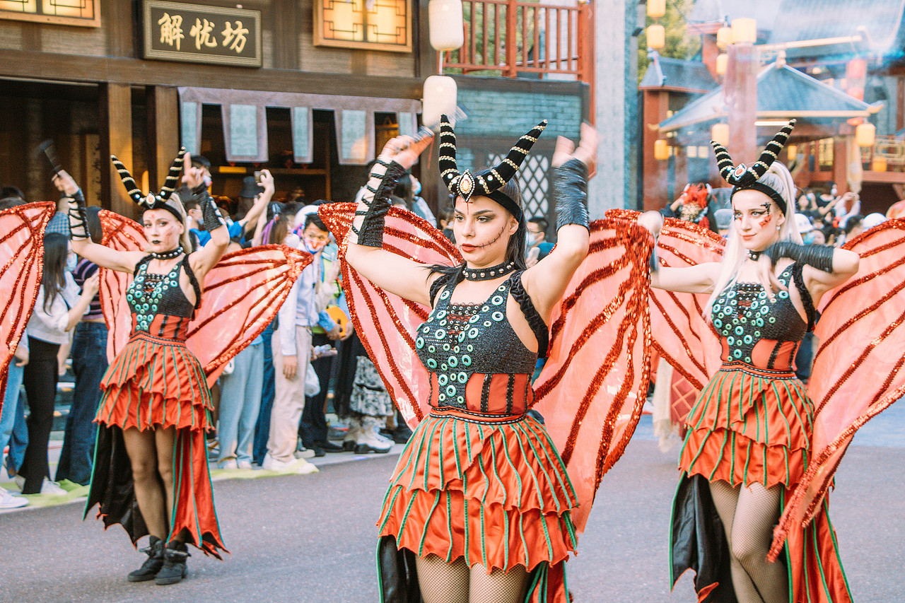 长隆万圣节最美NPC人像摄影（图ZMzE5OTAyOTU2） - 人像摄影 - 站酷设计师光速工作室原创素材 - 站酷ZCOOL