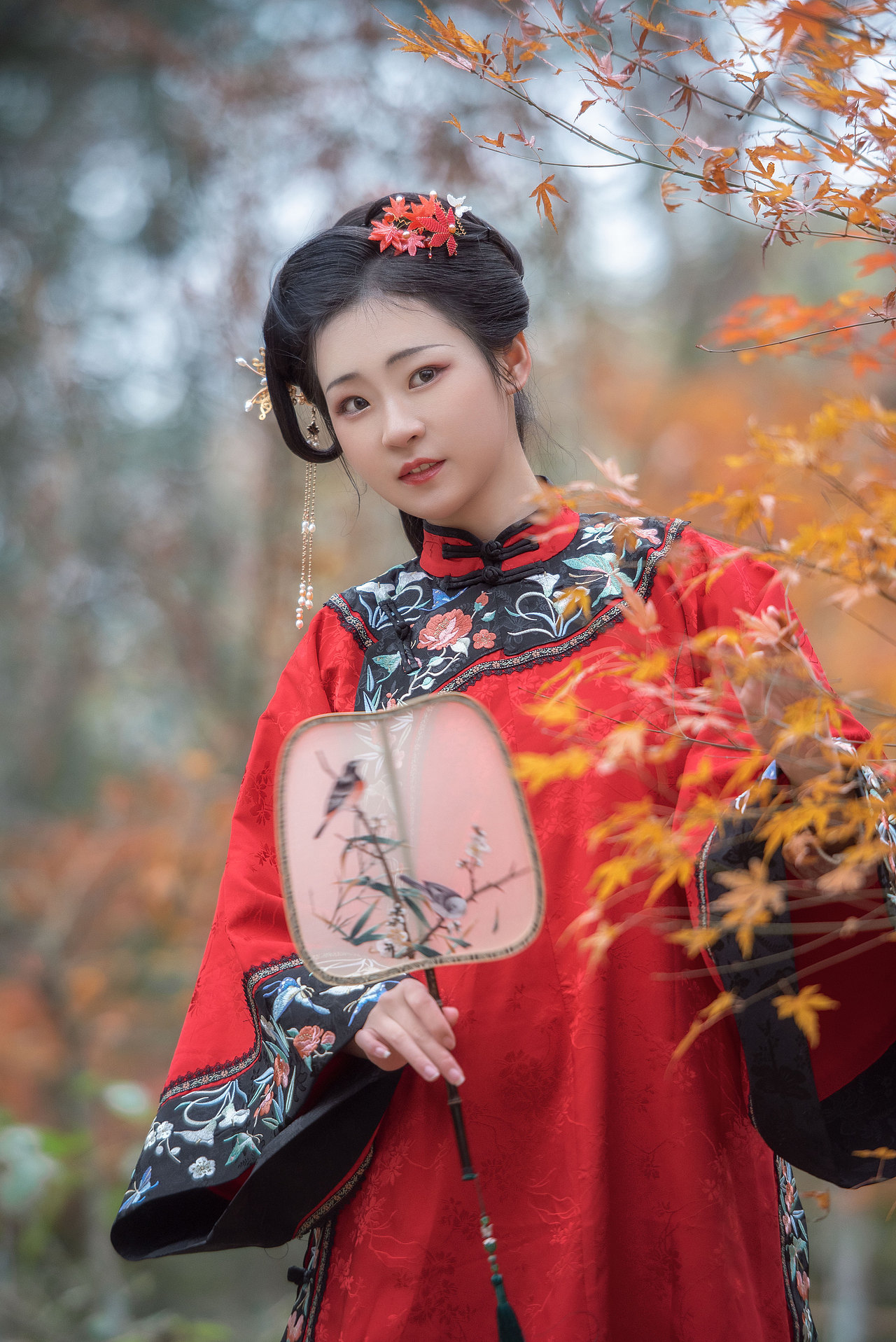 霜叶红林晚（图ZMzEwOTMxMTA4） - 人像摄影 - 站酷设计师糊涂仙人LEO原创素材 - 站酷ZCOOL