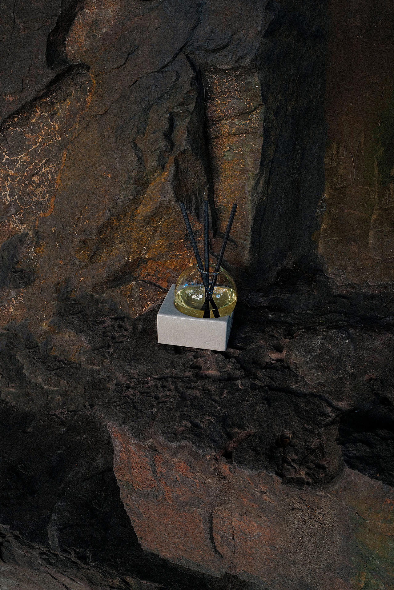 REED DIFFUSER — QíLI（图ZMzYzMjcxMDY4） - 包装 - 站酷设计师草没味啊原创素材 - 站酷ZCOOL