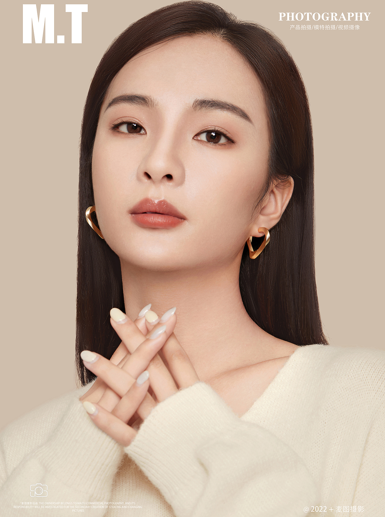 饰品模特耳钉佩戴图