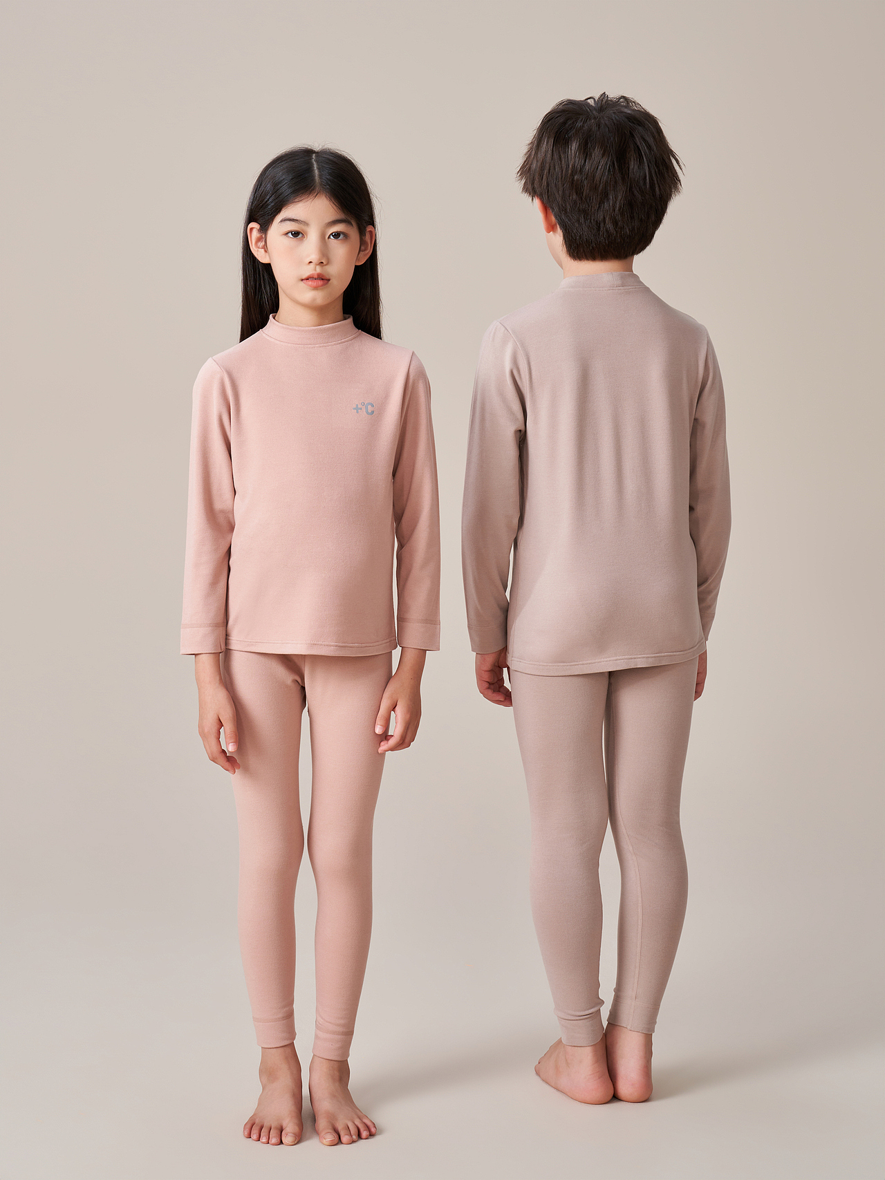holakids x 猫人儿童保暖内衣 2022 A/W（图ZMzI0NTQyODI0） - 人像摄影 - 站酷设计师holakids原创素材 - 站酷ZCOOL
