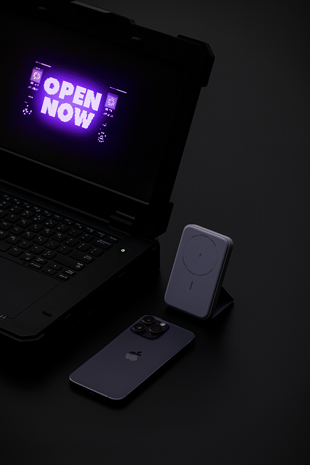 随手拍丨ROCK磁吸支架充电宝