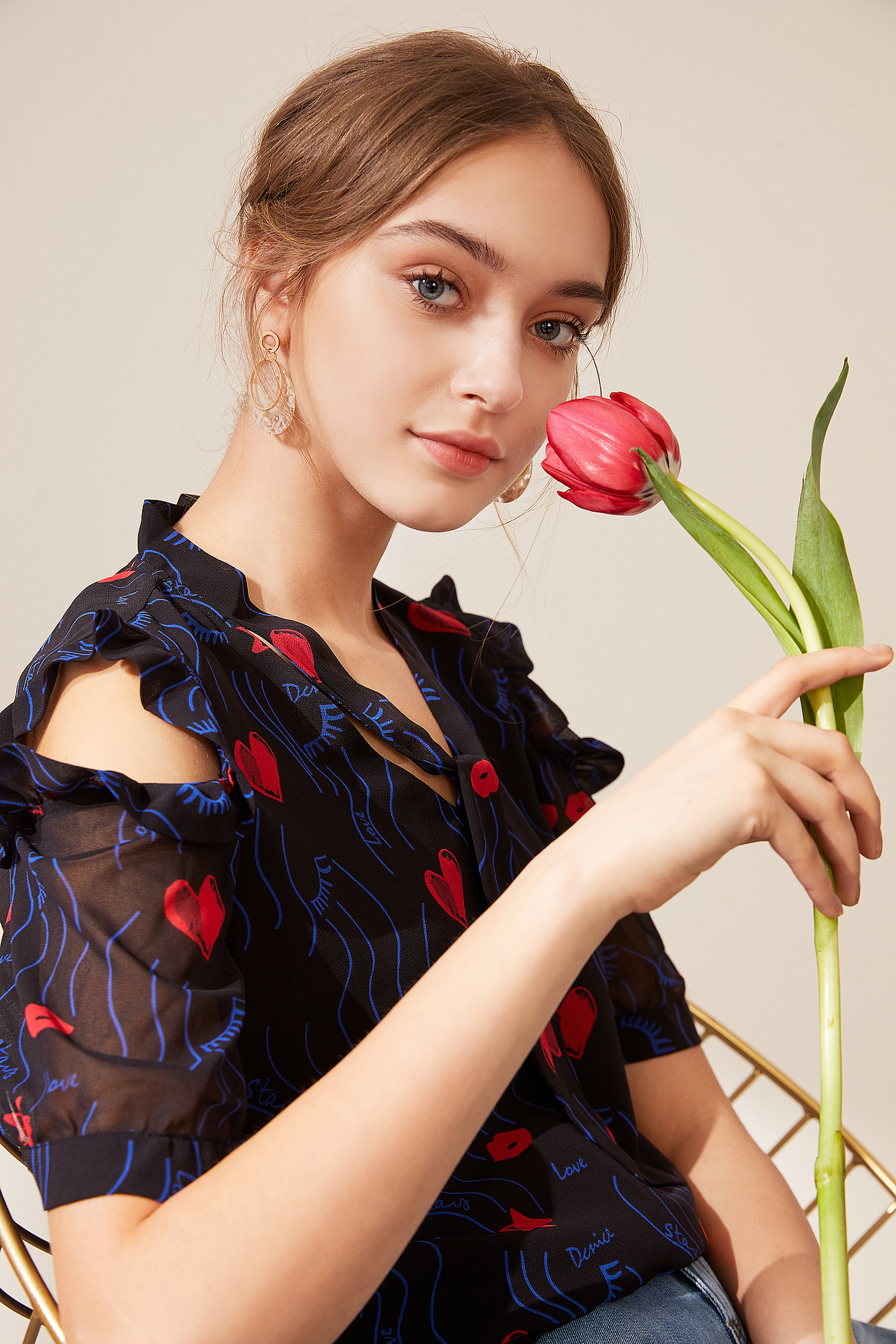 迪赛尼斯 女装拍摄 乐趣文化（图ZMzA5MjA5Nzg4） - 产品摄影 - 站酷设计师乐趣视觉营销原创素材 - 站酷ZCOOL