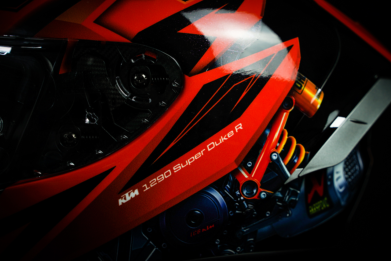 头盔涂装｜SHOEIX14 KTM 1290 Duke 联名头盔（图ZMzAwMzE1OTY4） - 其他手工艺 - 站酷设计师虎将贴花原创素材 - 站酷ZCOOL