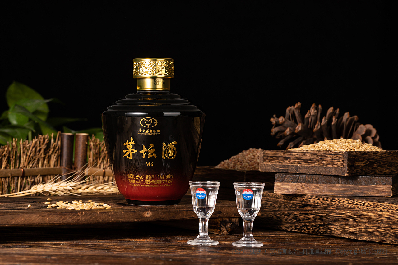 酒 白酒 纯粮白酒 酱香白酒 茅台酒 茅坛酒（图ZMzA2Njg1MzMy） - 产品摄影 - 站酷设计师惟肖传媒原创素材 - 站酷ZCOOL
