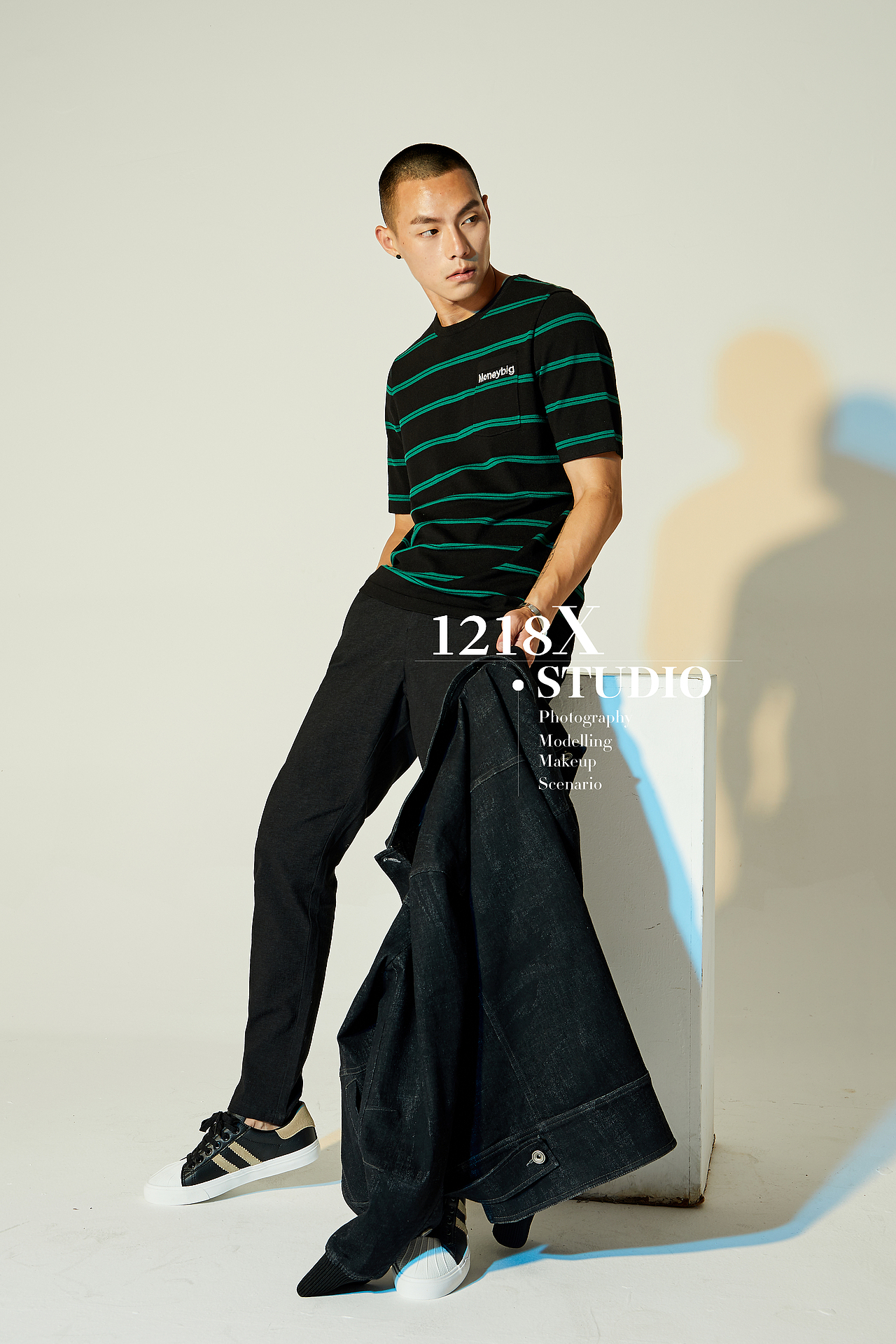 潮牌棚拍 男装 光影内模国模 纯背景拍摄