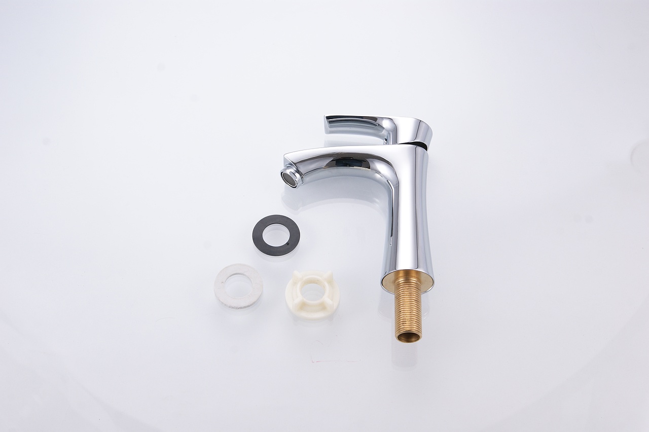 金属产品拍摄 那是30一件 拍成了腰椎间