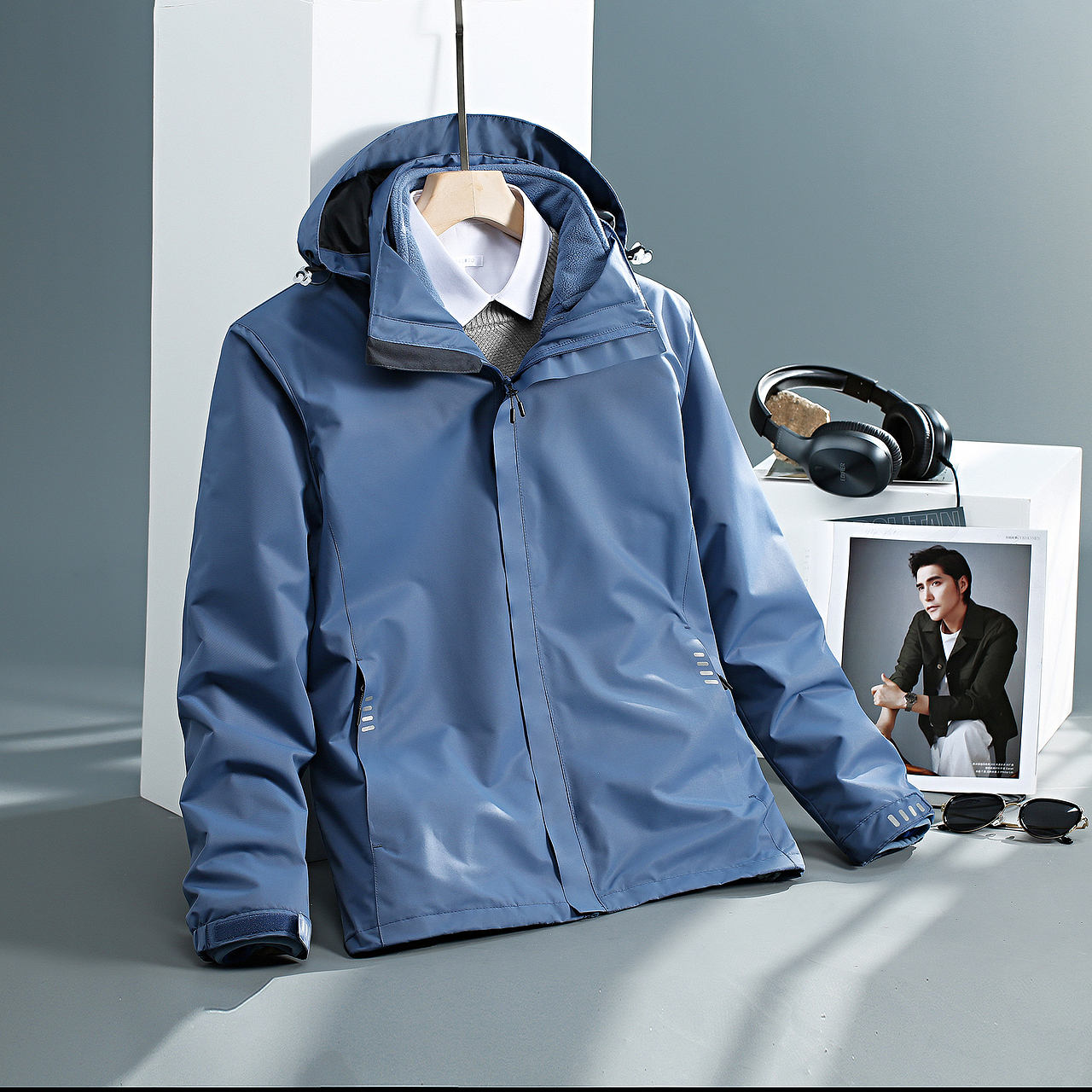 冲锋衣运动服服装平铺挂拍静物拍摄产品摄影镂空立体图