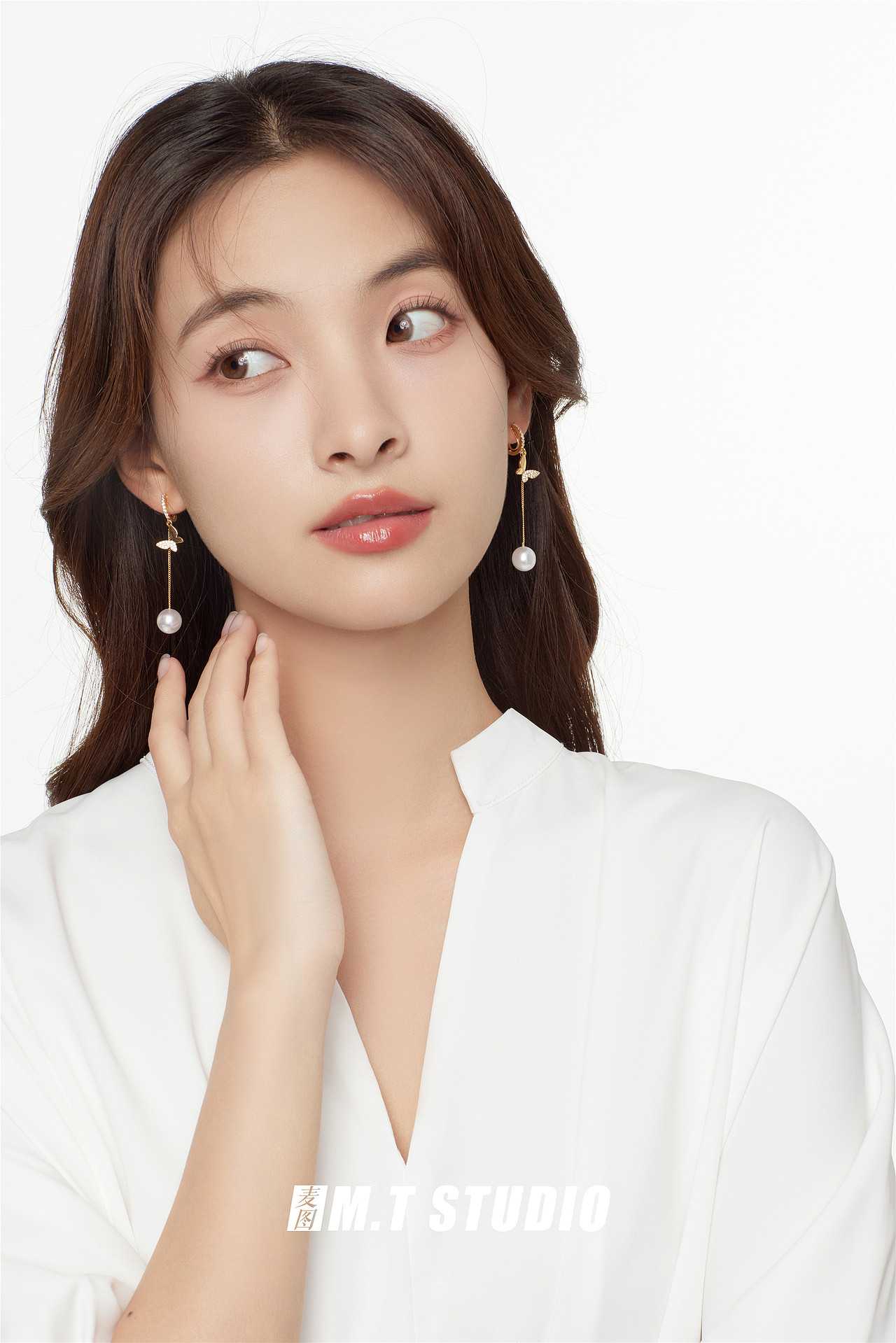 耳钉耳夹模特图简约（图ZMzU1NjE1ODAw） - 人像摄影 - 站酷设计师麦图商业摄影原创素材 - 站酷ZCOOL