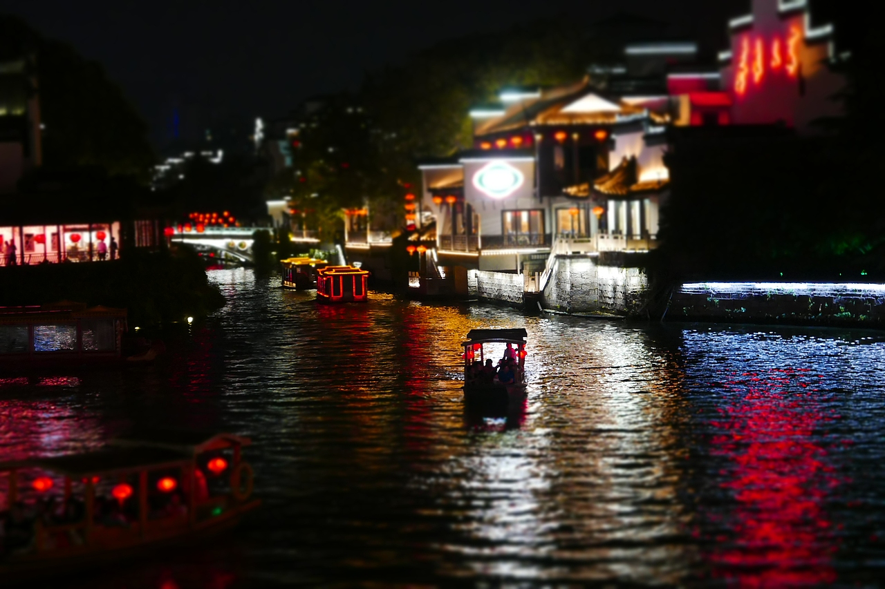 南京秦淮河 夫子庙 夜景（图ZMTE5MzI3NjE2） - 人文/纪实摄影 - 站酷设计师七角绿柱石原创素材 - 站酷ZCOOL