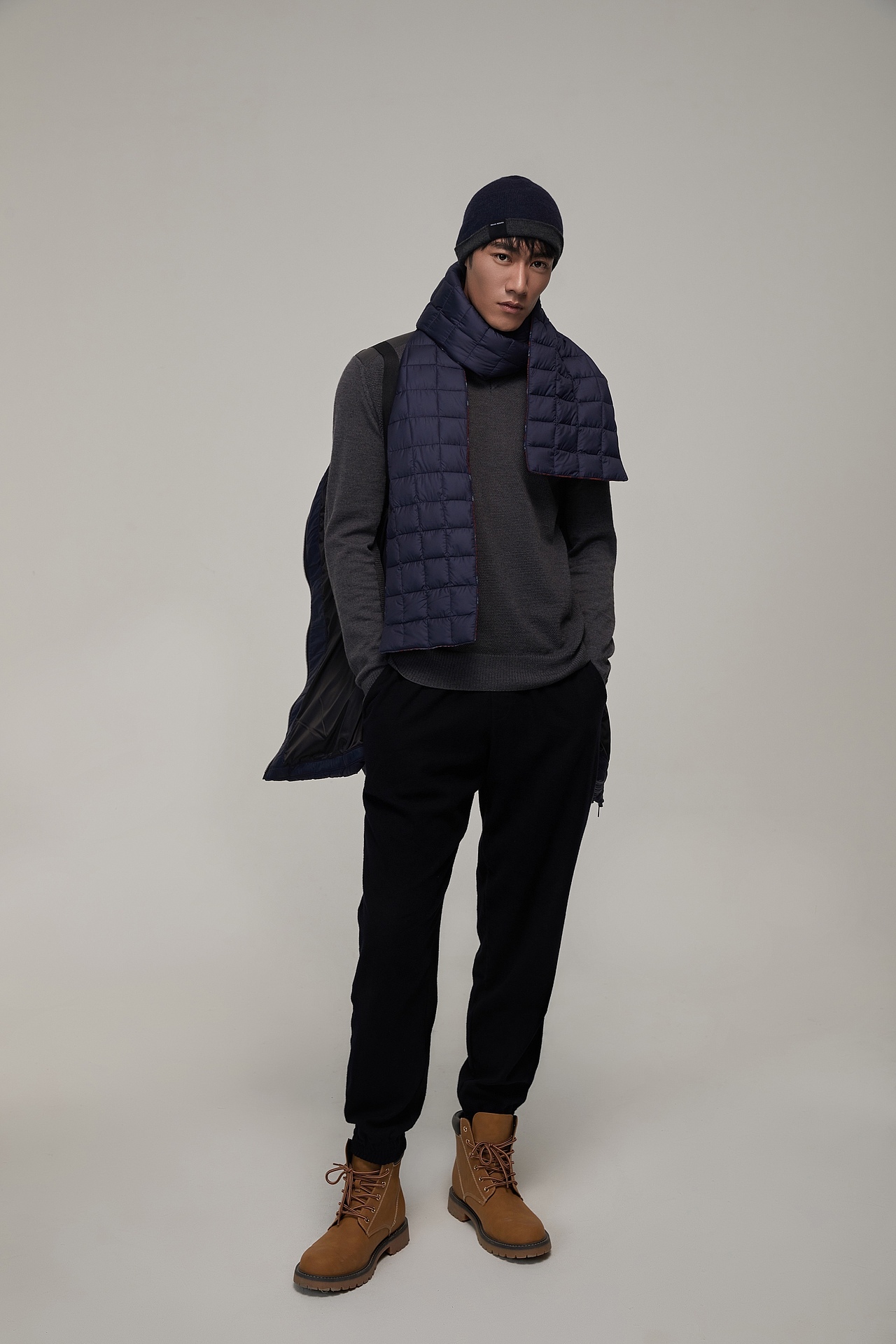 Shc|模特:赵上- 加拿大鹅