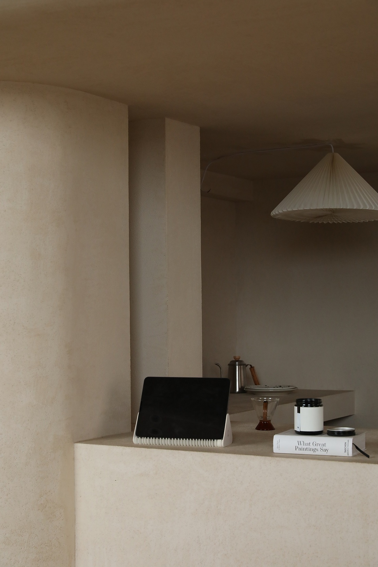 十八纸——胶囊手机支架（图ZMjYyNzg4NDM2） - 生活用品 - 站酷设计师十八纸风琴纸家具原创素材 - 站酷ZCOOL