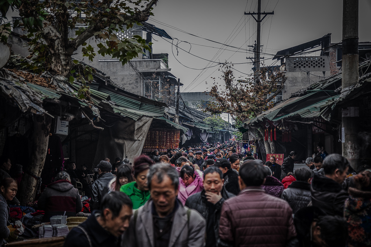 现代都市的活化石—蓝田集市