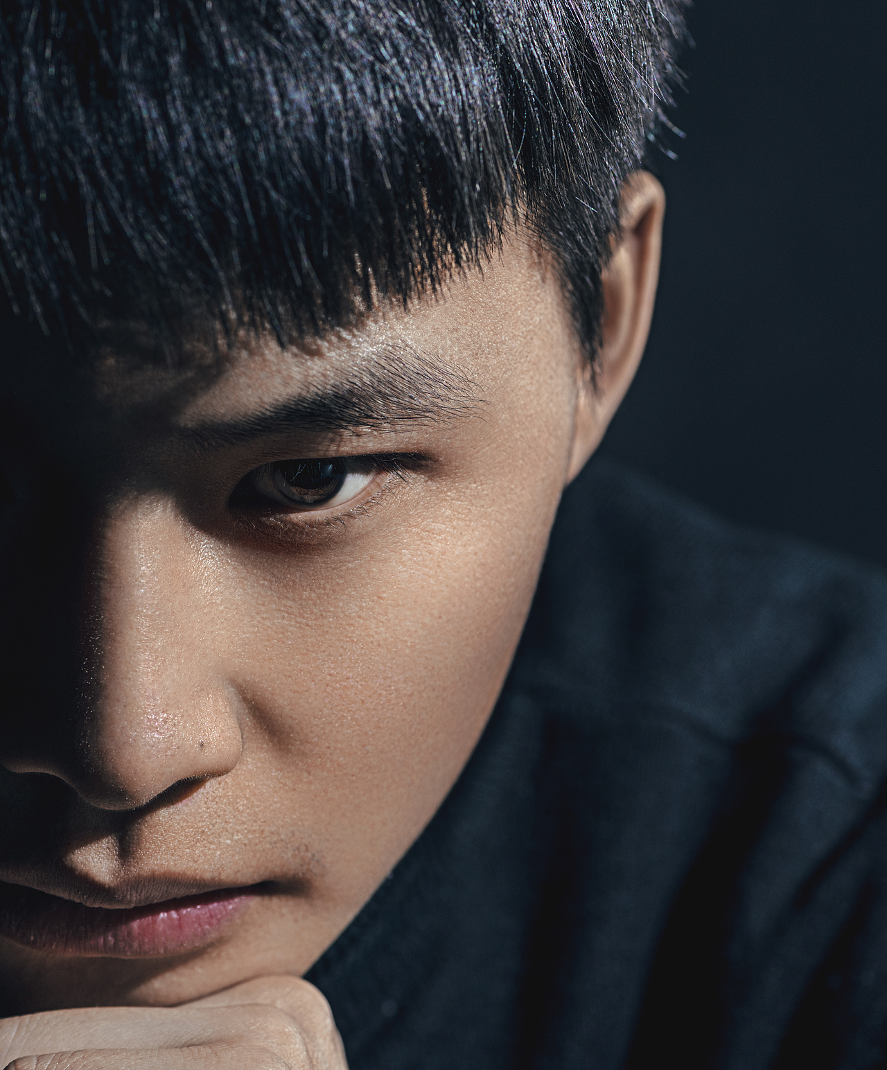 同事肖像（圖ZMTQ3NDk1OTQ4） - 人像攝影 - 站酷設(shè)計(jì)師兢城原創(chuàng)素材 - 站酷ZCOOL