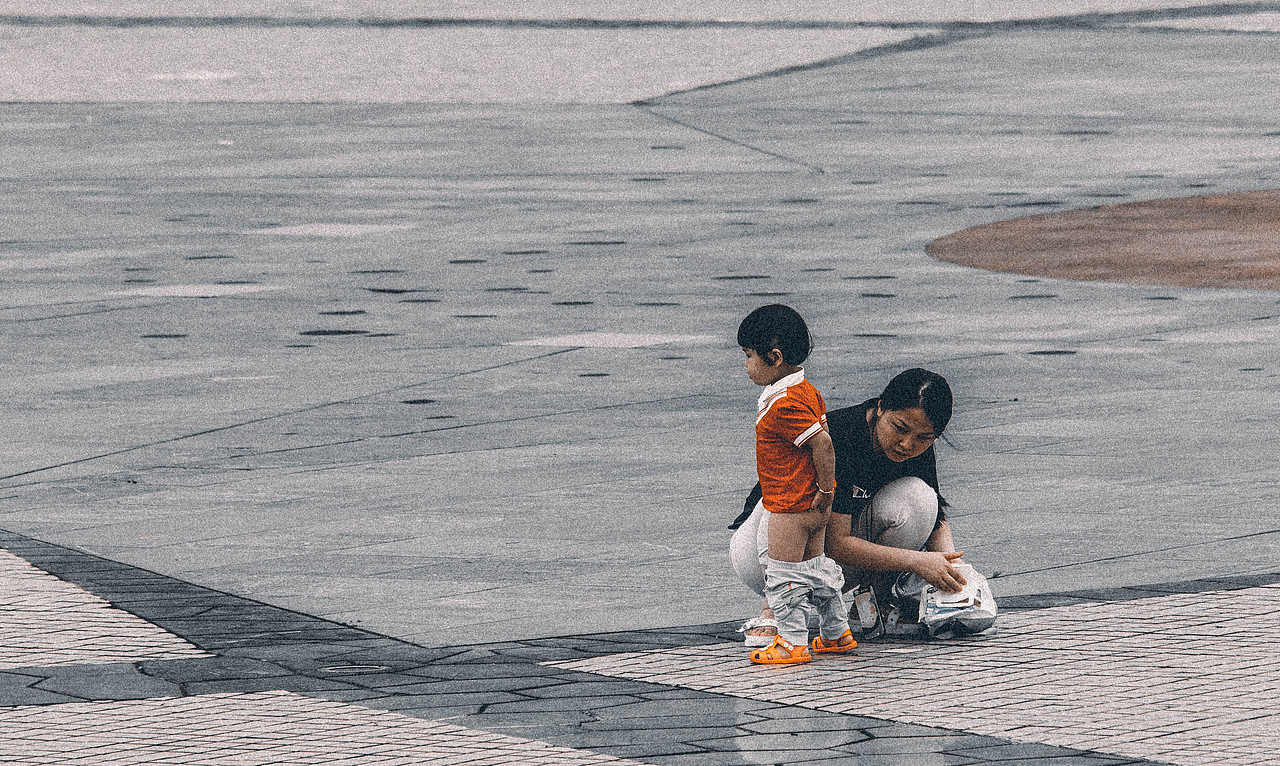 平淡日子里的刺