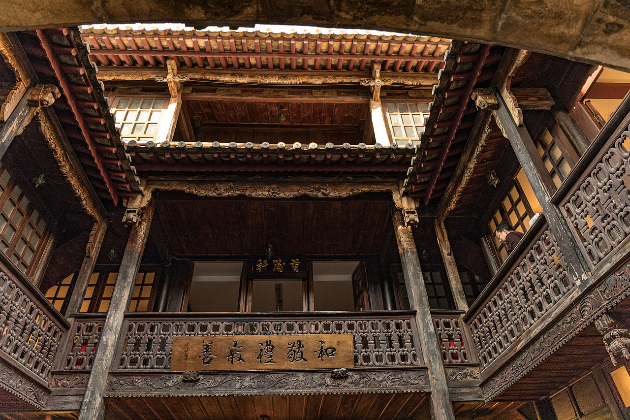 云南昆明 一個攝影小白的攝影學(xué)習(xí)周更日常 相信自己（圖ZMTg5NDMwMDg4） - 環(huán)境/建筑攝影 - 站酷設(shè)計師佛系少年愛吃瓜原創(chuàng)素材 - 站酷ZCOOL