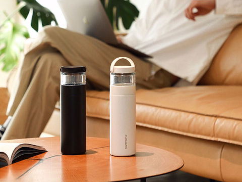 民宿场景 保温杯场景图拍摄（个人主页-ZNjY4Mzg5NjQ=） - 产品摄影 - 站酷设计师酷酷小弟弟原创素材 - 站酷ZCOOL