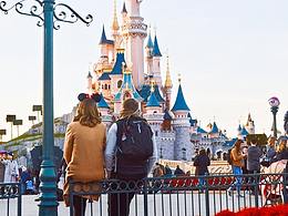 如何在游樂園拍攝照片？綿陽攝影培訓(xùn)學(xué)校告訴你技巧