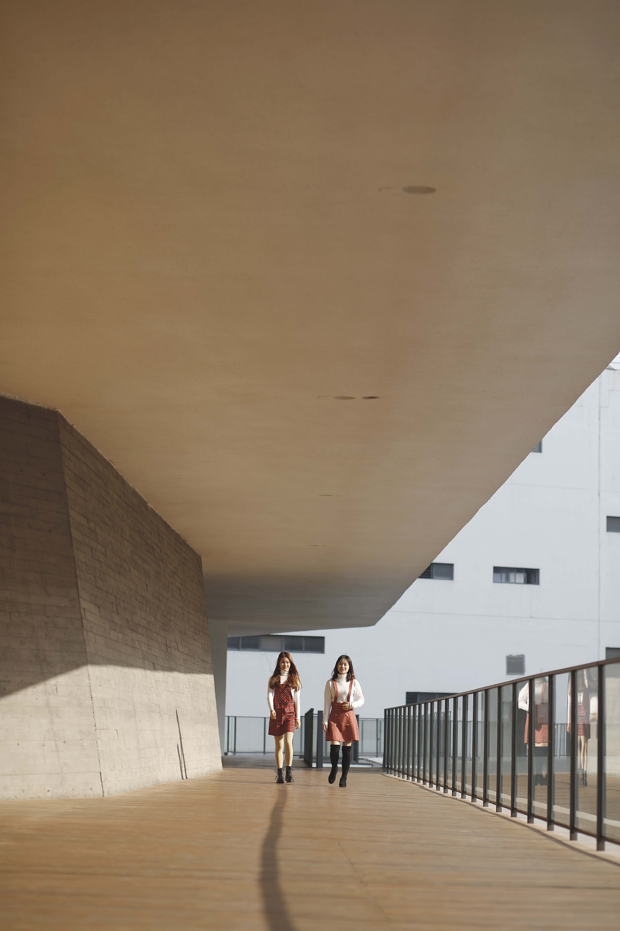 青春是生命中的诗（图ZMTQzNDM5OTk2） - 人像摄影 - 站酷设计师治愈系摄影师宁夏原创素材 - 站酷ZCOOL