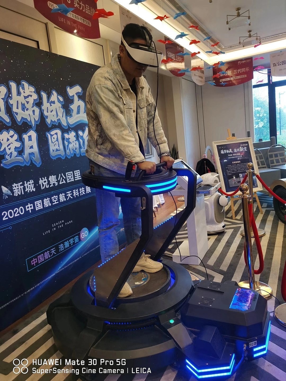 vr设备出租vr太空舱vr蛋椅站立vr飞行VR摩托